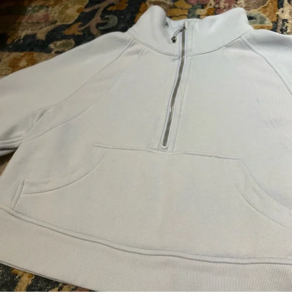 lululemon athletica Scuba Cropped - Light Blue - XS/S - Picture 4 of 10